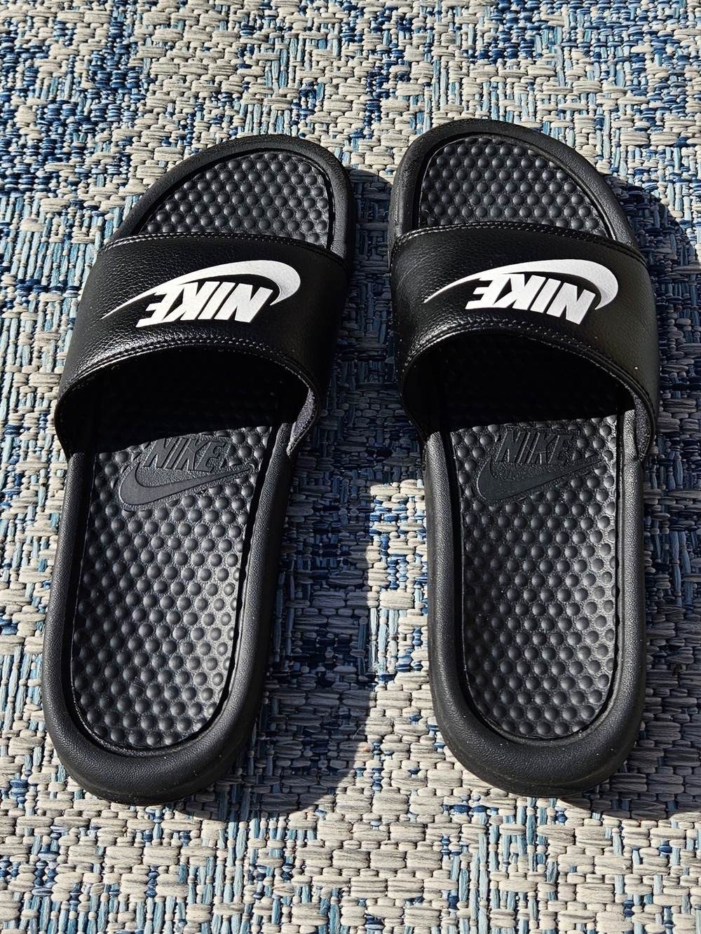 Nike Black Slides with White Swoosh - Picture 4 of 6